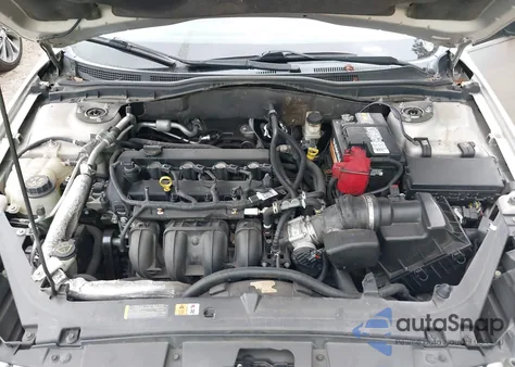 2010 Mercury Milan Premier из США, поврежденный, VIN 3MEHM0JAXAR664899